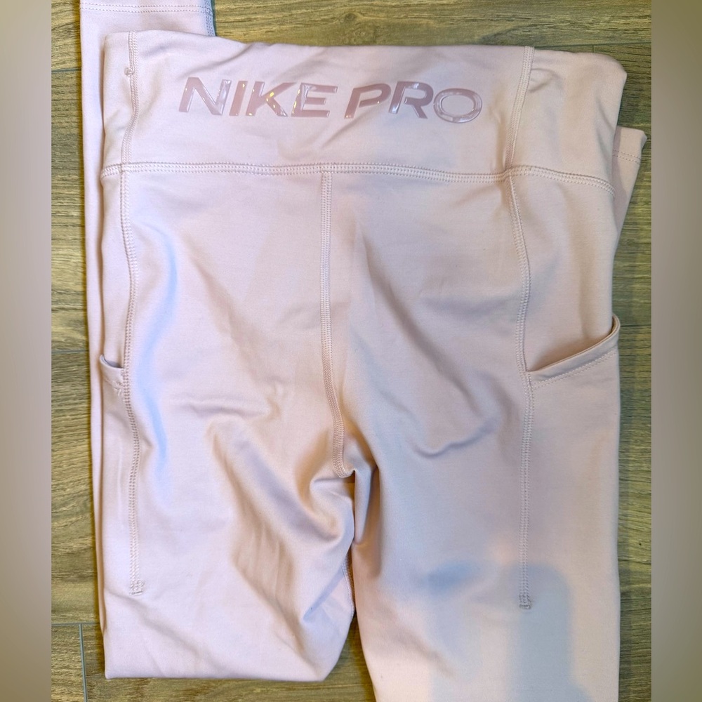 Nike pro leggings. Light pink. Size M